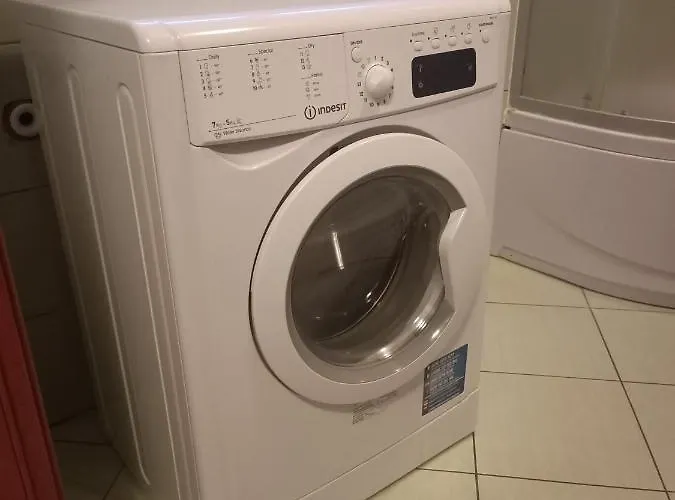 Apartament Komorniki アパート コモルニキ